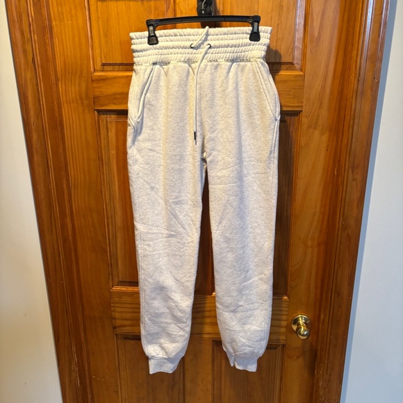 Lounge Apparel Women's Jogger Sweatpants Light Grey Small - Picture 2 of 5